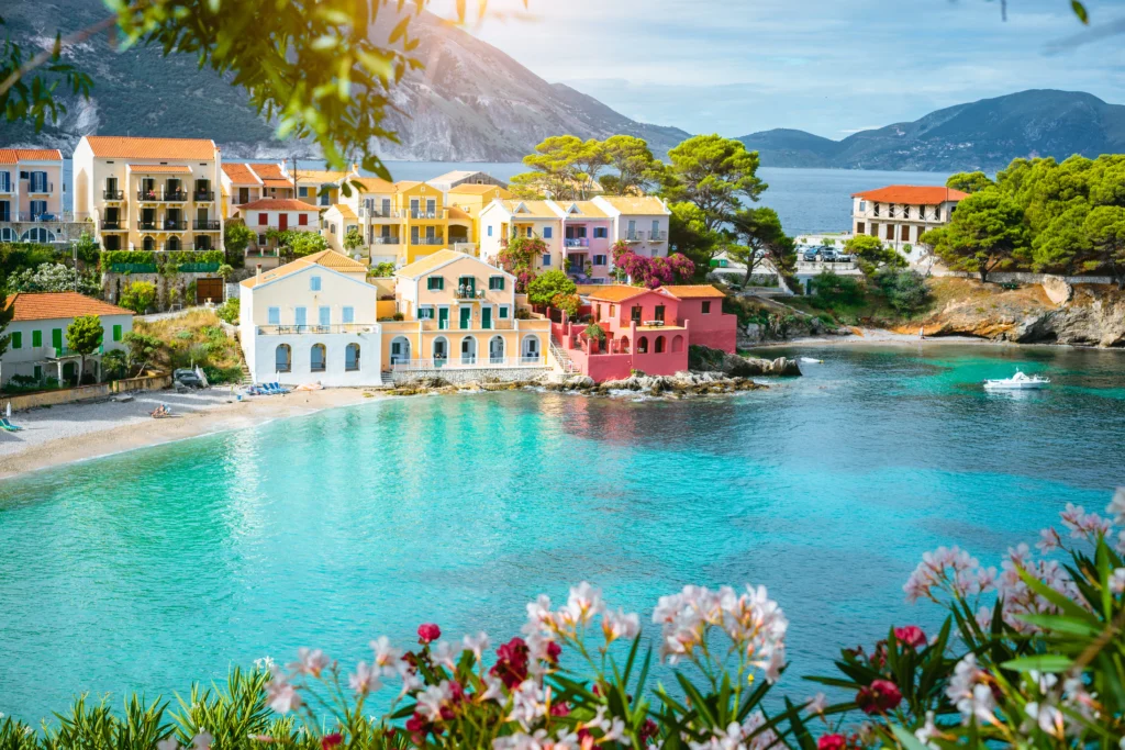 turquoise-colored-bay-in-mediterranean-sea-with